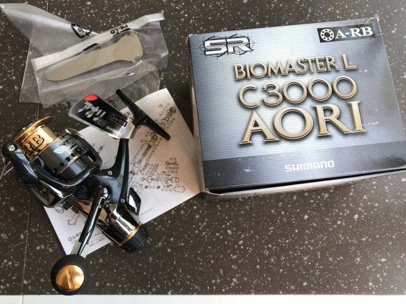 Безынерционная катушка - Shimano Biomaster L C3000 AORI