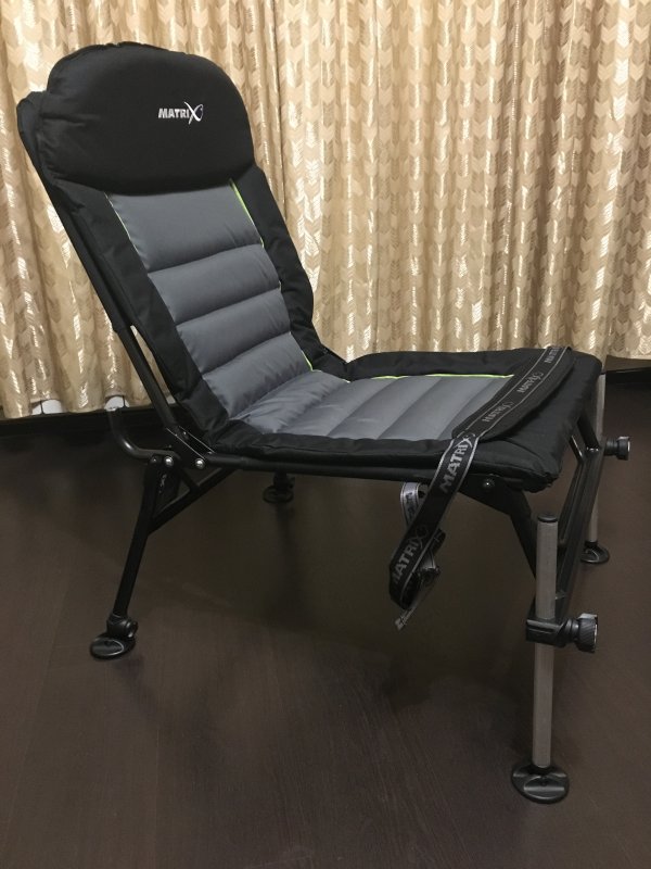 Кресло matrix feeder chair